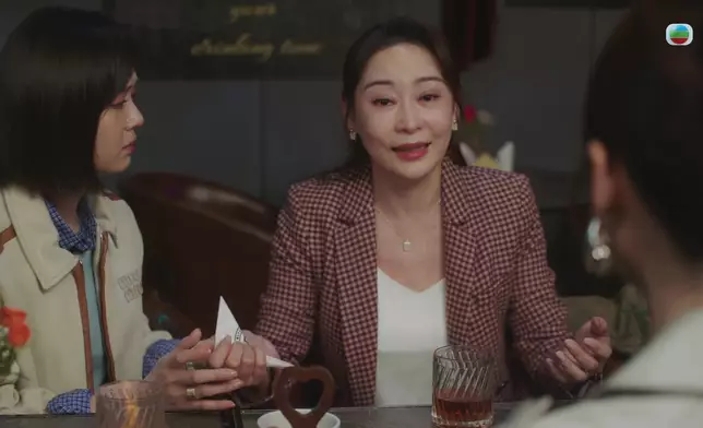楊卓娜終於崩潰，原來早知老公出軌。