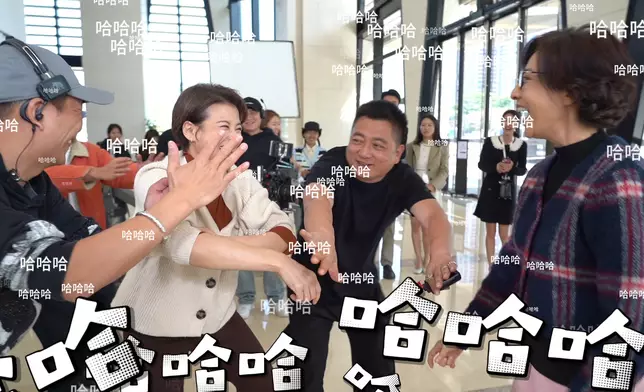 鏡頭背後，黎燕珊與林漪娸都話打得好過癮。