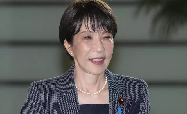 二零二六年八月二十一日周五，日本首相高市早苗進入東京的首相辦公室。(Keisuke Hosojima/共同社圖片/美聯社) AP圖片