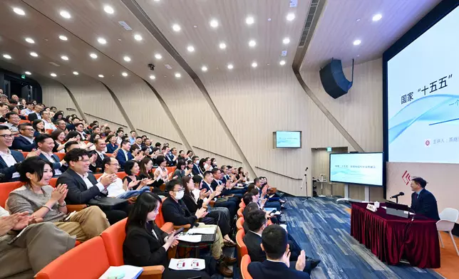 特區政府高級公務員公共管理碩士課程學員與北京大學領導聚首交流 政府新聞處圖片