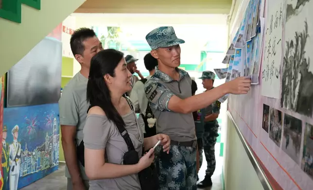 「2026年香港青少年軍事夏令營暨香港大學生軍事生活體驗營」周日8月16日結束。巴士的報記者攝