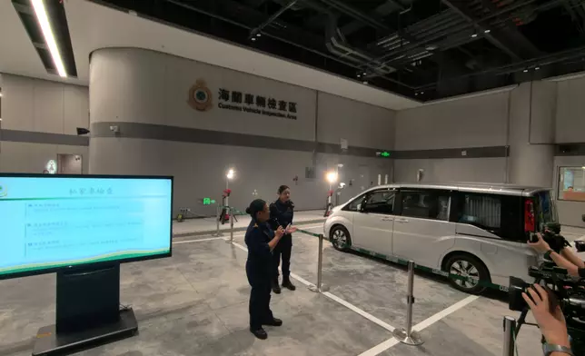 皇崗口岸下午演練。巴士的報記者攝