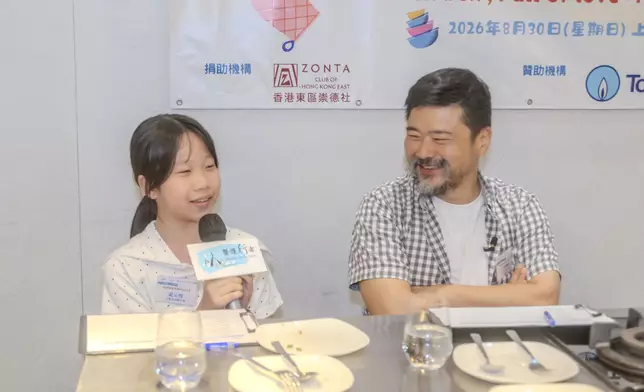 范寧醫生與參賽學生於決賽現場進行對話分享心得