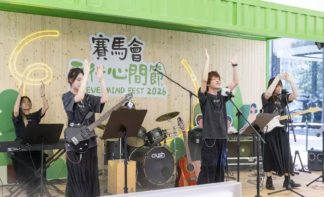 各演出單位透過音樂與表演分享陪伴、連結與希望的故事，與現場觀眾共同感受青春能量，鼓勵更多人關注身心靈健康。