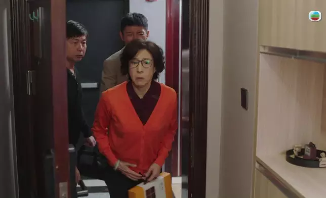忍到七情上面的林漪娸直奔廁所。