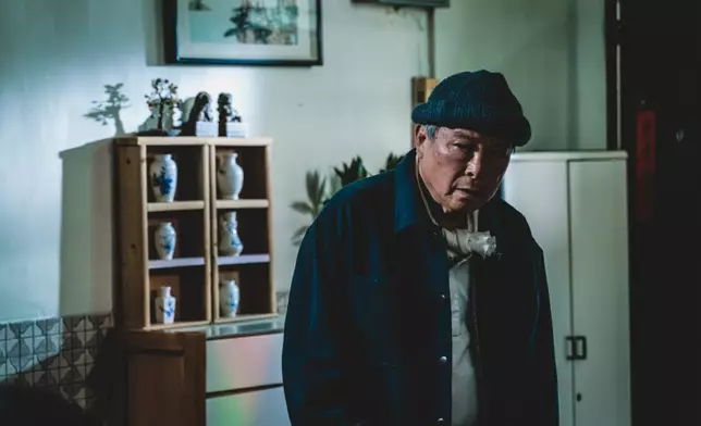 2020年拍攝完ViuTV劇集《歎息橋》後便專注休養。