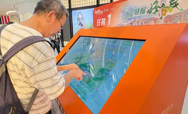 市民踴躍參與展覽攤位遊戲