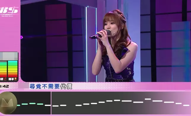 Desta挑戰歌曲《伸縮自如的愛》。