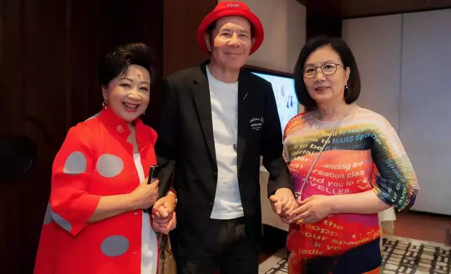 甘國亮Facebook圖片