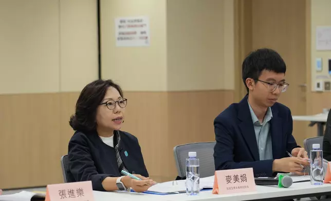民政及青年事務局局長麥美娟