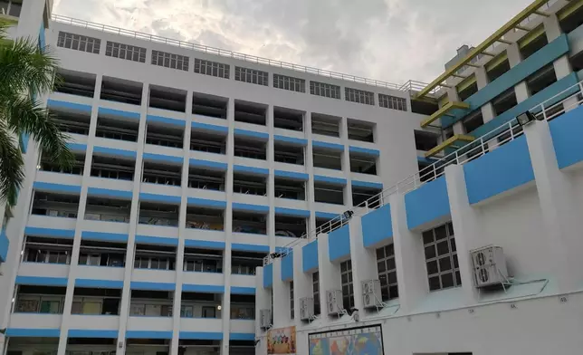 上水鳳溪廖萬石堂中學