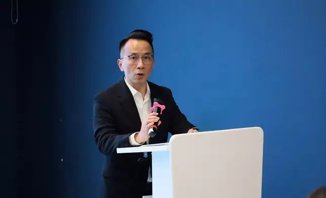 民政及青年事務局常任秘書長李百全出席以「創新科技應用」為主題的青年創業團隊交流會。民青局FB圖片