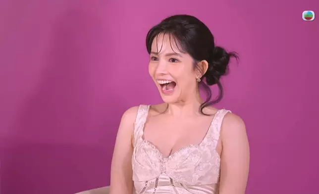 Amber啲表情真係好可愛。
