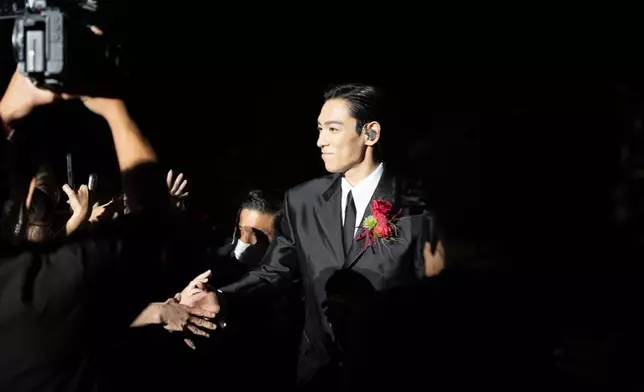 T.O.P感謝一直等待他的歌迷。T.O.P IG圖片
