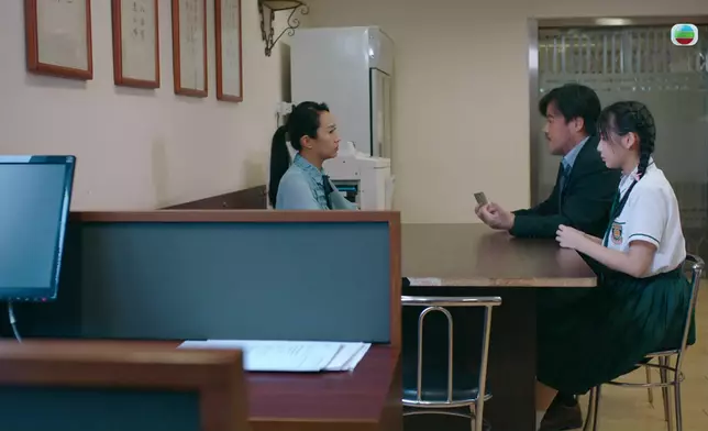 見家長時，韋家雄力撐女兒。