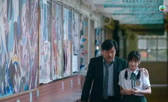 見家長時，韋家雄力撐女兒。