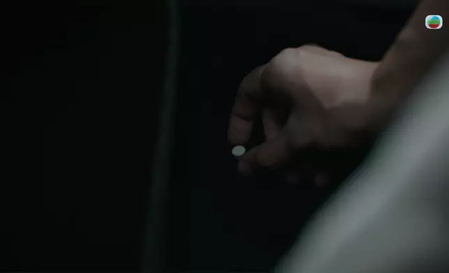 張詩欣自殺前設計，將藥物放在陳少邦的車上。