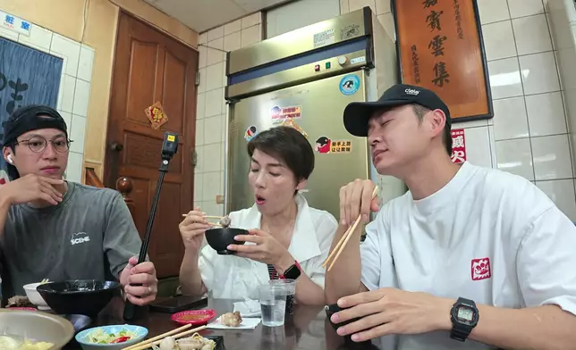 可惜加入三款「特色限時食物」後，佢哋變晒喊咁口。