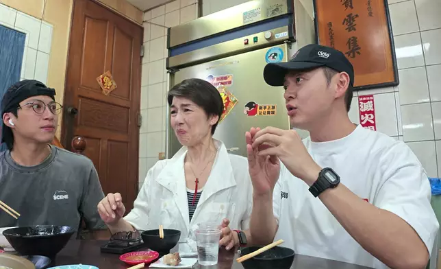 可惜加入三款「特色限時食物」後，佢哋變晒喊咁口。