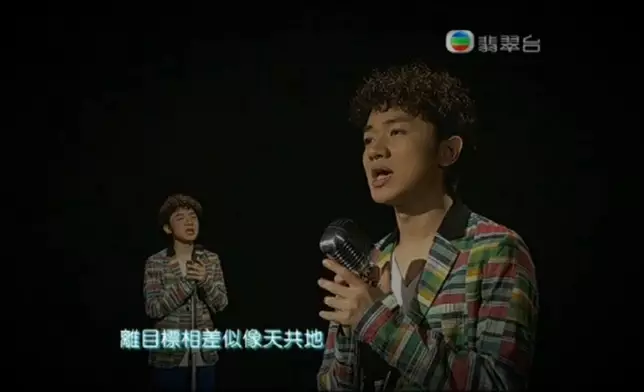 當年嘅祖藍好瘦，臉部下顎線條顯而易見。