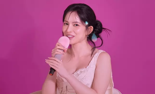 Amber啲烏龍樣好Cute。