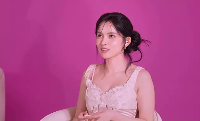 Amber呢啲樣好搞笑。