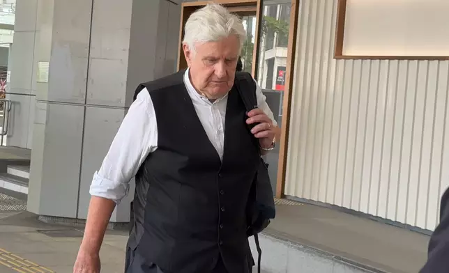 大律師安華暉（Andrew J. Raffell）代表鄺港智。巴士的報記者攝