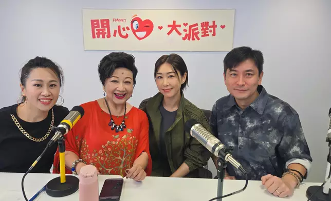 胡定欣指對唱歌熱愛始於小學，故選在母校拍MV，鼓勵大家跳出舒適圈。