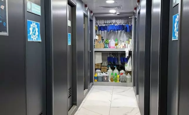 連鎖健身中心24/7 FITNESS位於沙田瀝源街的分店，被揭發更衣室假天花內暗藏針孔攝錄鏡頭。threads圖片