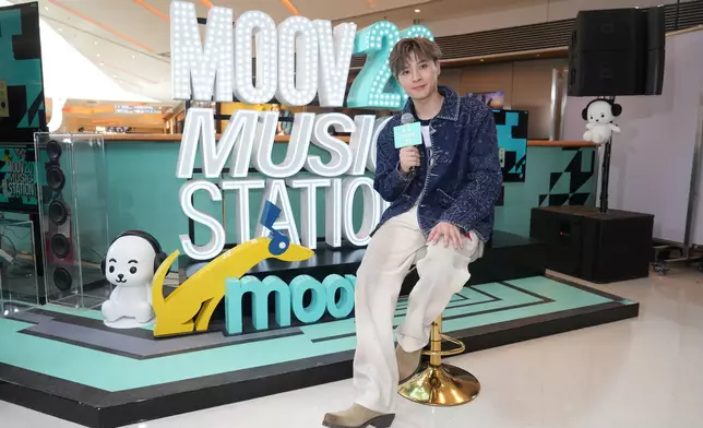 Frankie擔任嘉賓登陸Music Station舞台。