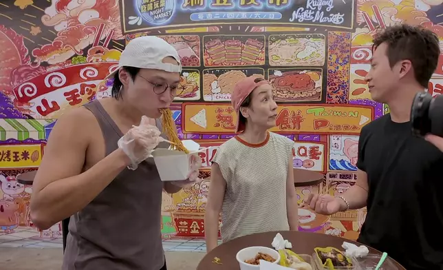 坤哥唔單止一味掛住食，仲要好獨食，結果梗係畀美儀姐同GM狂寸。