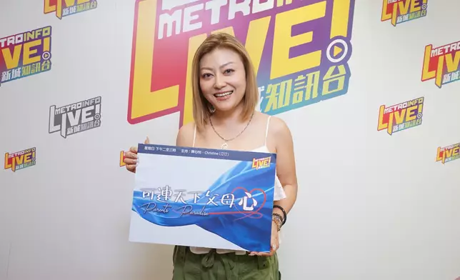 李佳兩子性格迥異。