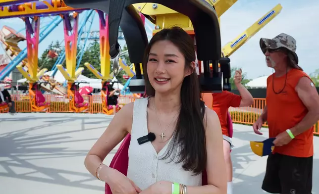 香香曾經喺Playland Amusement Park打工，佢同李亞男玩機動遊戲玩到暈佗佗好搞笑。