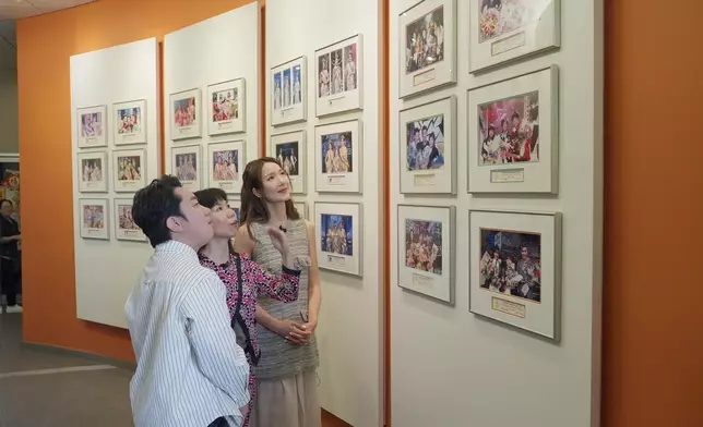 到底呢個Centre收埋咗啲咩李亞男同其他華姐嘅珍貴回憶呢？