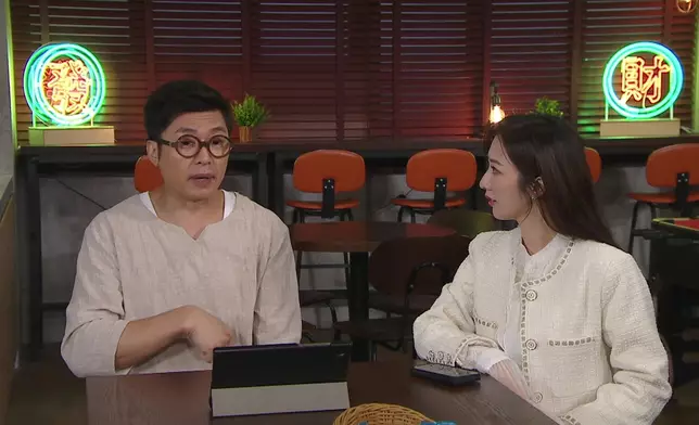 依婷同Terry呢對組合簡直是「歡喜冤家」。