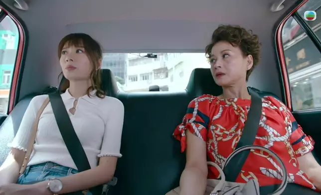 黎燕珊教王菲：「一個揸靚車，一個就揸二手車，你自己諗啦！」