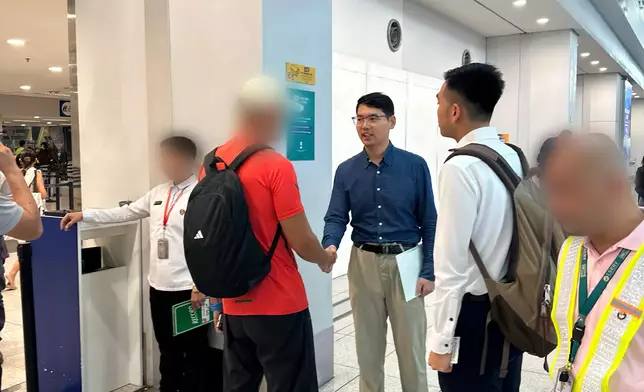 政府協助一名在菲律賓完成服刑的港人返港 政府新聞處圖片