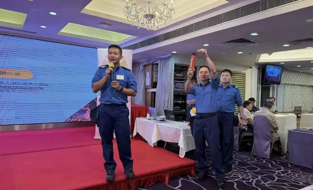油尖旺辦國慶77周年長者午宴 消防員即場講解家居防火