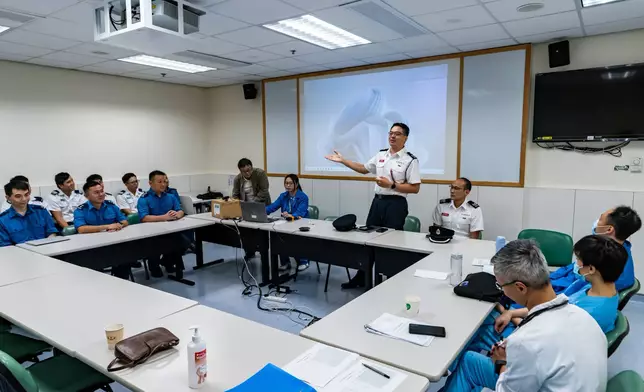 消防處與律敦治及瑪麗醫院急症室團隊交流 分享中風分流流程