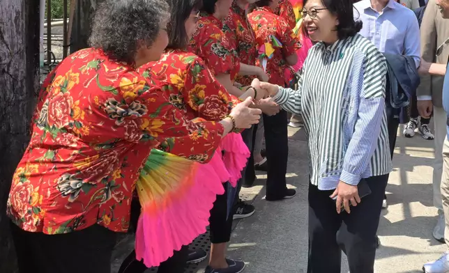 吉澳安龍太平清醮十年一遇 麥美娟出席見證270年傳統薪火相傳