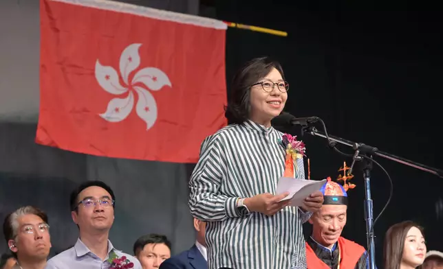 吉澳安龍太平清醮十年一遇 麥美娟出席見證270年傳統薪火相傳