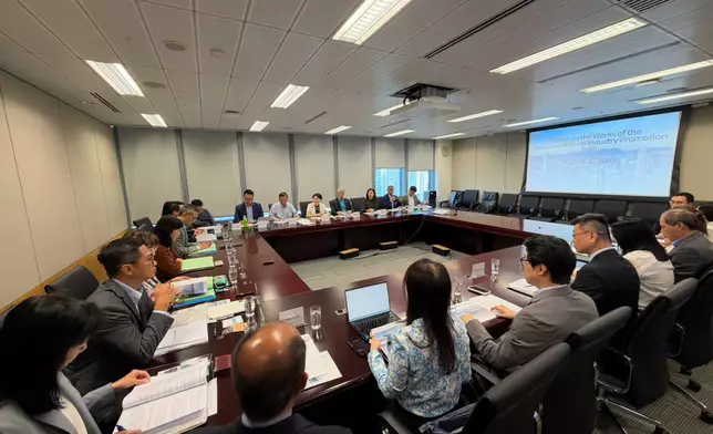 運輸及物流局配合十五五規劃，促進大灣區港口機場軌道協同發展。
