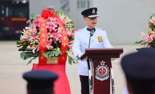 消防處紀念日悼念158年來殉職同袍，處長聯同各界代表致最深慰問。