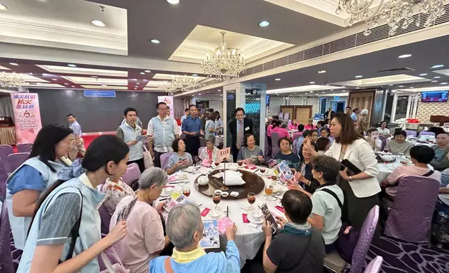 油尖旺辦國慶77周年長者午宴 消防員即場講解家居防火