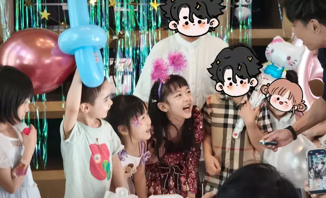 賈曉晨小紅書圖片