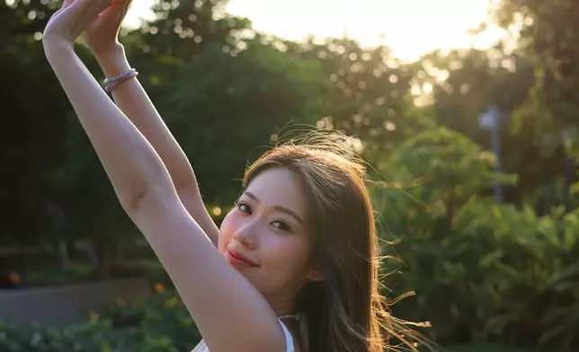 波波黃婧靈IG圖片