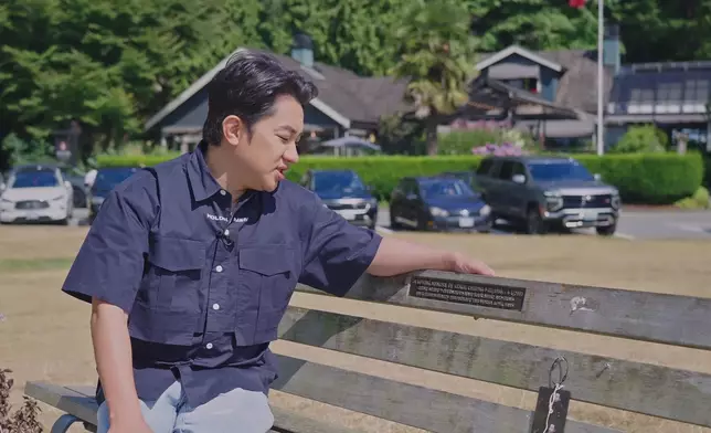 位於史丹利公園嘅「哥哥長櫈」。