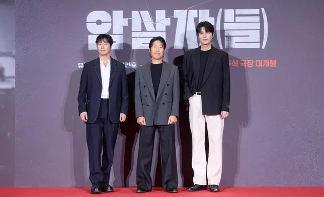 《暗殺者（們）》由李敏鎬、柳海真、朴海日等演員主演。HiveMediaCorp官方X圖片