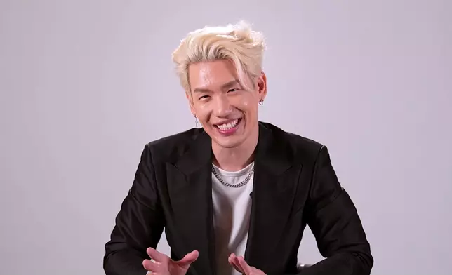 Ice啲表情好笑。