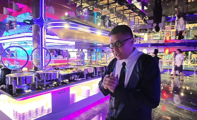 船上的自助餐質素媲美酒店出品。